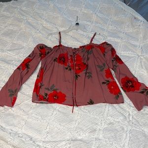 Pacsun Kendall & Kylie off the shoulder top